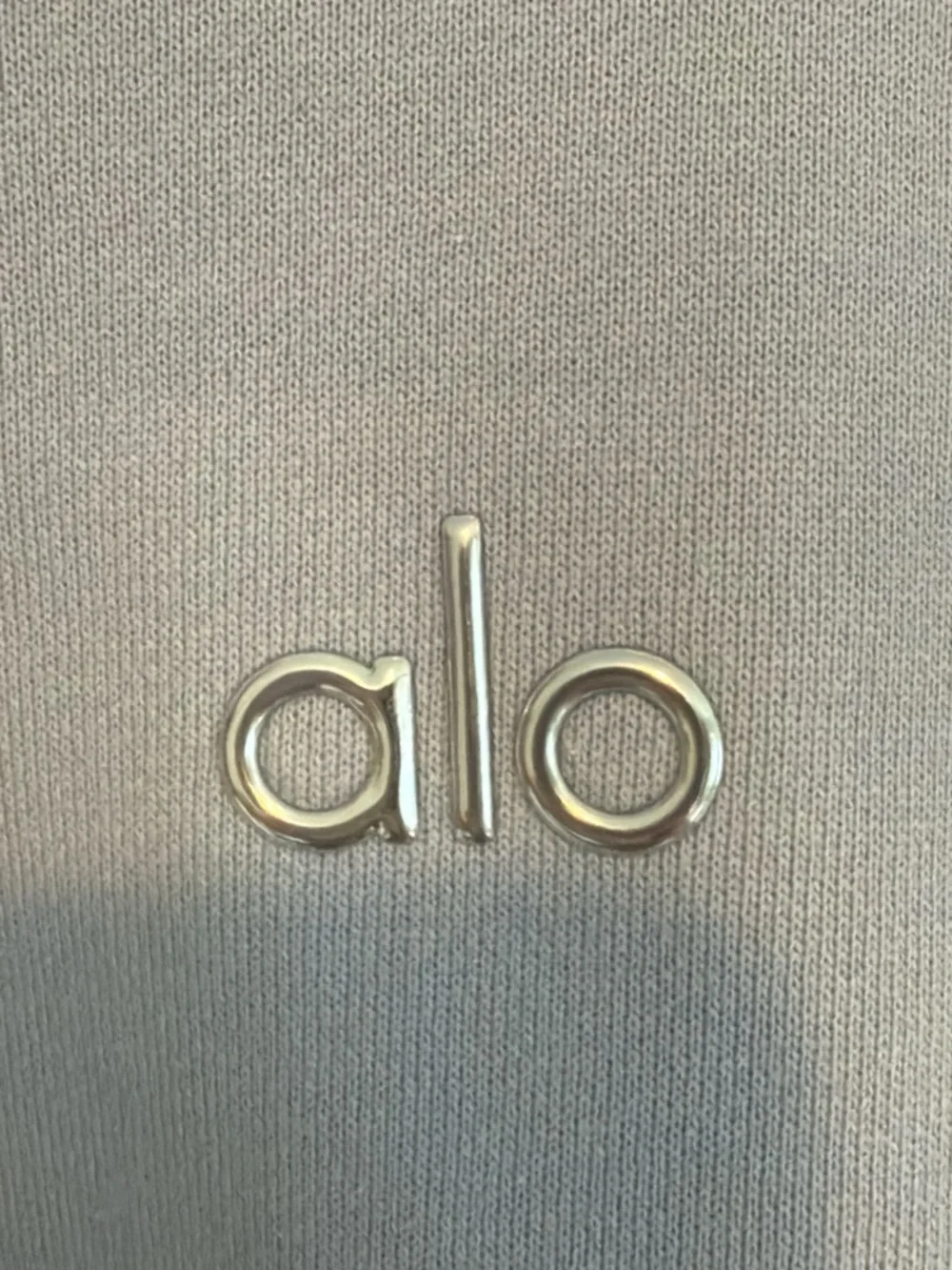 ALO Women’s Cropped Crewneck Sweatshirt in Winter Frost - Picture 3 of 4